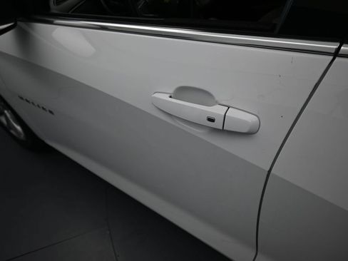 Used 2024 Chevrolet Malibu LT FWD image 31