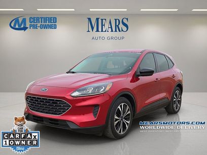 Used 2022 Ford Escape SE w/ SE Sport Appearance Package