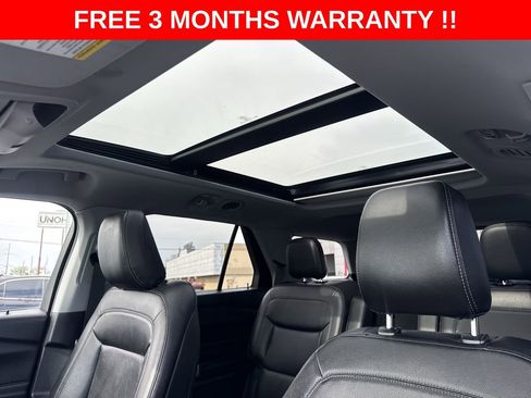 Used 2020 Ford Explorer XLT w/ Equipment Group 202A AWD/4WD image 21