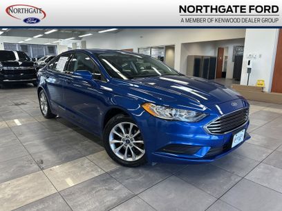 Used 2017 Ford Fusion SE w/ Fusion SE Technology Package
