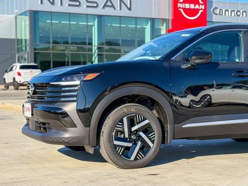 New 2026 Nissan Kicks SV image 2