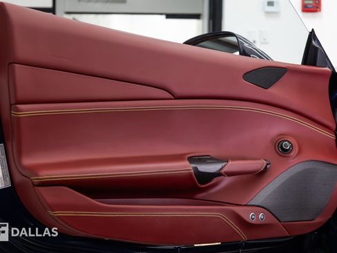 Used 2017 Ferrari 488 GTB RWD image 25