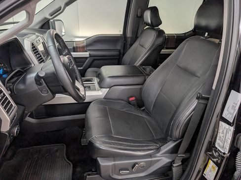 Used 2016 Ford F150 Lariat w/ Equipment Group 502A Luxury AWD/4WD image 11