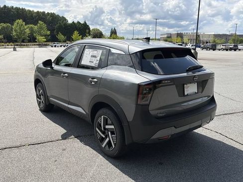 New 2026 Nissan Kicks SV w/ SV Premium Package FWD image 7