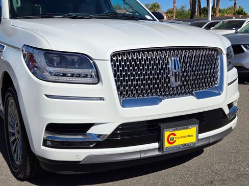 Used 2021 Lincoln Navigator 4WD image 8