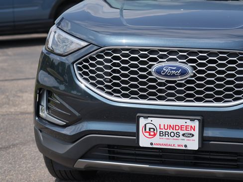 Used 2023 Ford Edge SEL w/ Convenience Package AWD/4WD image 11