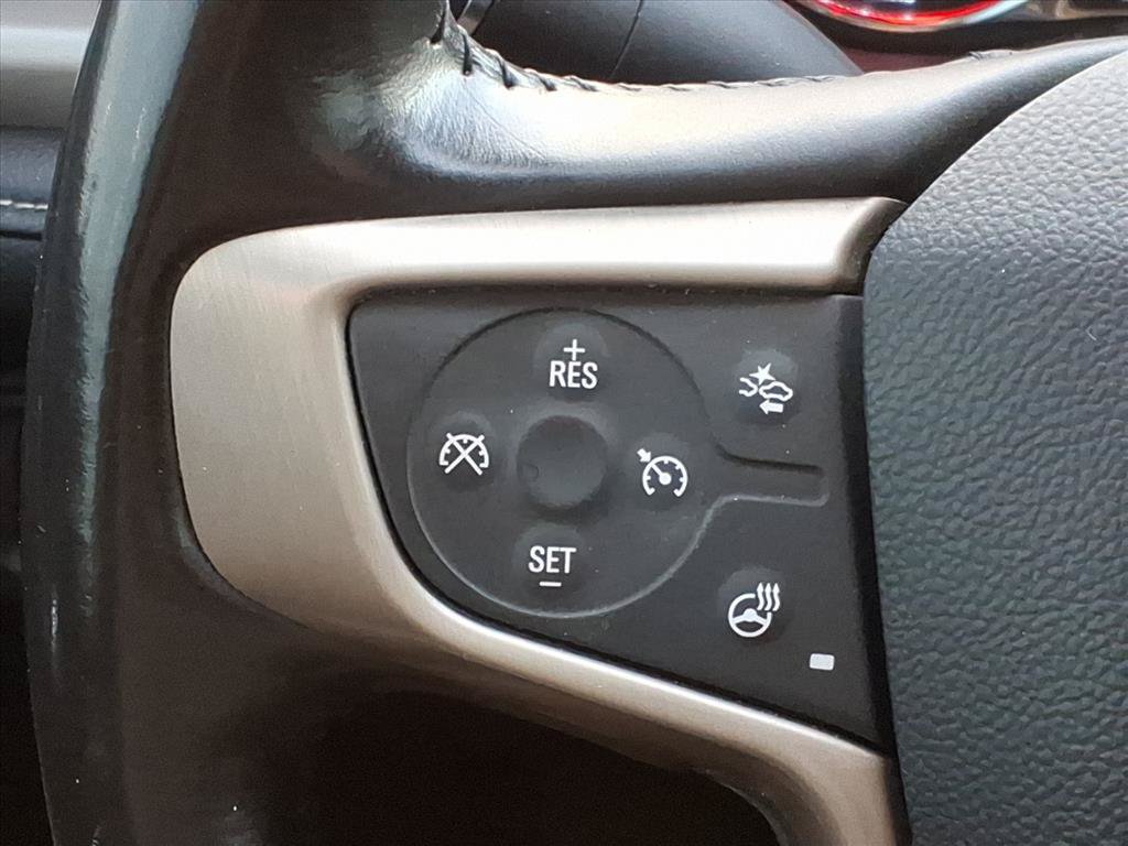 Used 2019 GMC Acadia Denali w/ Technology Package FWD image 12