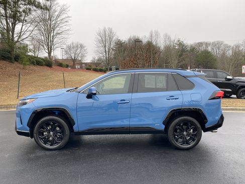 Certified 2024 Toyota RAV4 SE image 7