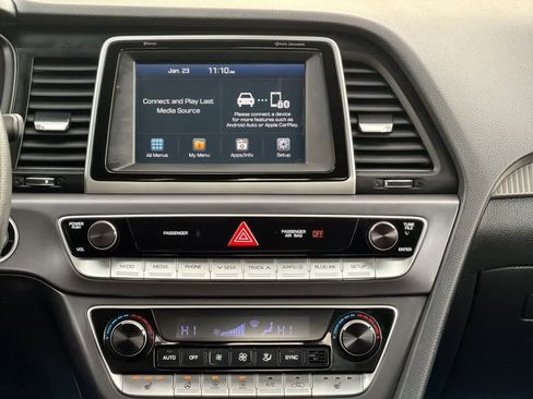 Used 2019 Hyundai Sonata Sport w/ Tech Package 03 image 30