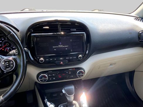 Used 2021 Kia Soul EX FWD image 7