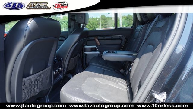 Used 2023 Land Rover Defender 110 X-Dynamic SE AWD/4WD image 20