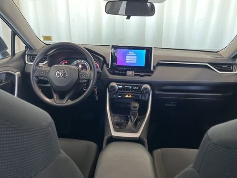 Used 2023 Toyota RAV4 LE image 9