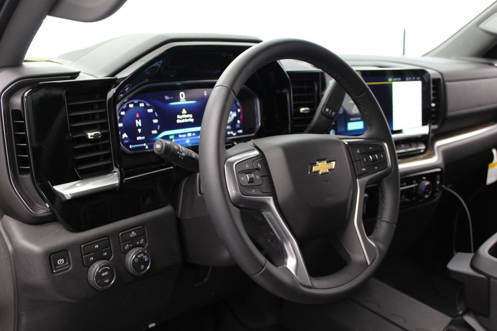 Used 2026 Chevrolet Silverado 2500 LT AWD/4WD image 21