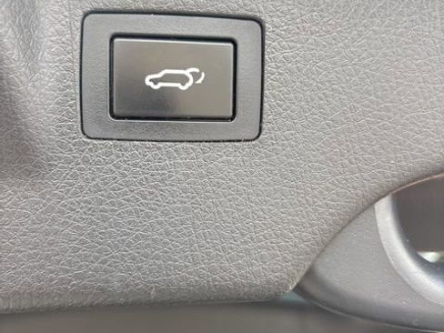 Used 2014 Kia Sorento SX w/ 3rd Row Package FWD image 39