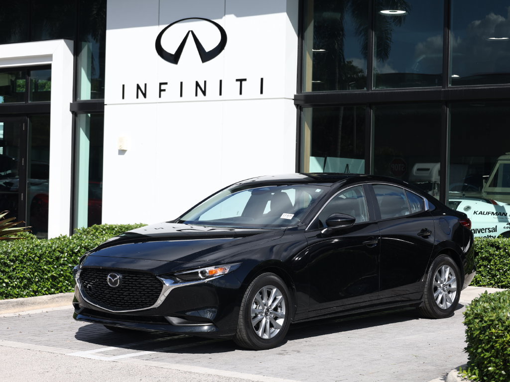 Used 2026 MAZDA MAZDA3 s FWD image 1