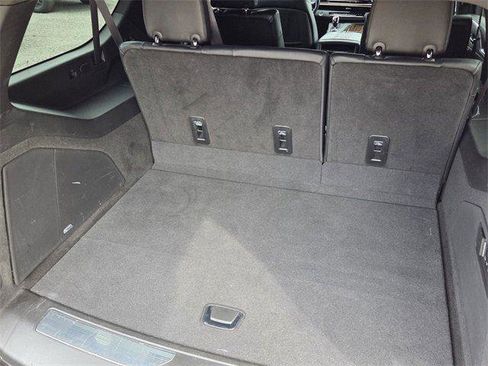 Certified 2023 Cadillac Escalade ESV Luxury image 21