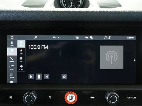 New 2026 Porsche Macan image 18