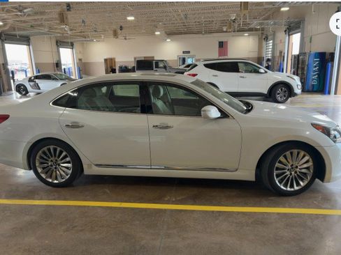Used 2014 Hyundai Equus Signature image 8