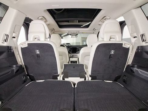 Certified 2025 Volvo XC90 B5 Plus w/ Protection Package Premier AWD/4WD image 27