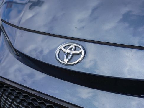 Used 2020 Toyota Corolla SE image 11