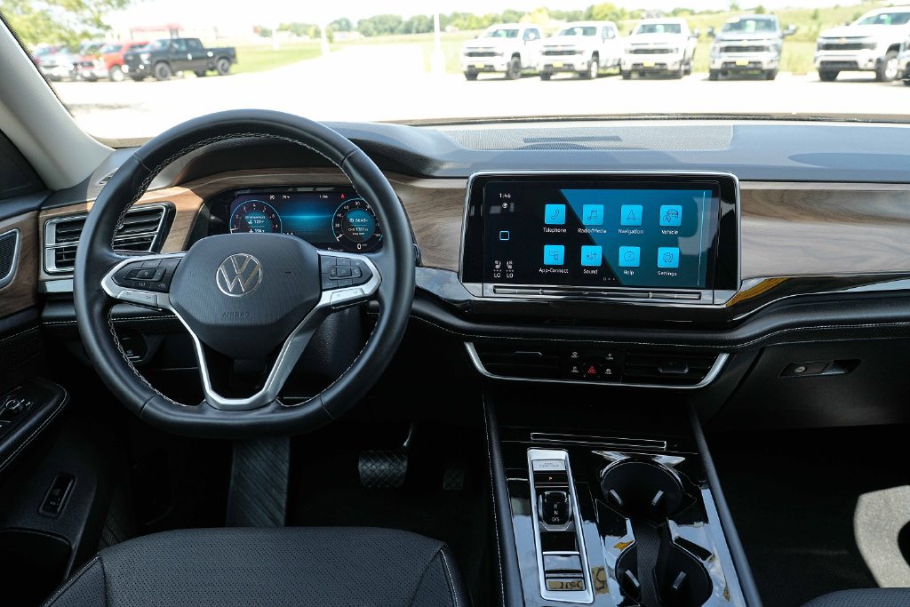 Used 2026 Volkswagen Atlas SE AWD/4WD image 29