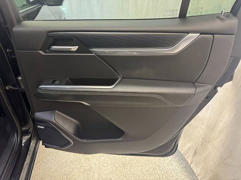 Certified 2025 GMC Acadia Elevation image 25