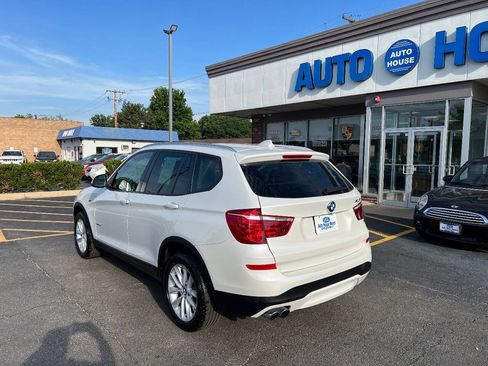 Used 2017 BMW X3 sDrive28i RWD image 11