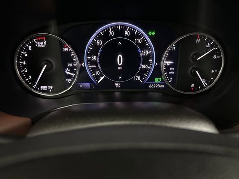 Used 2021 Buick Enclave Avenir w/ Avenir Technology Package image 14