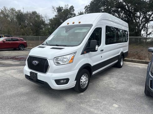 Used 2021 Ford Transit 350 XLT image 3