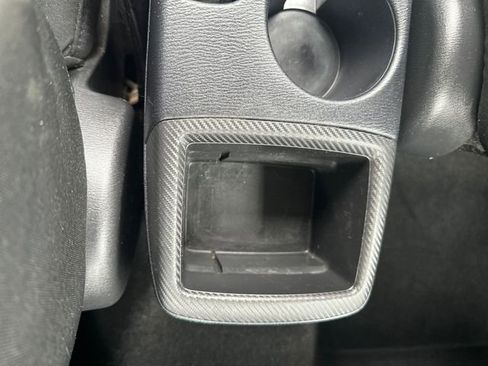 Used 2019 Toyota Yaris LE image 20