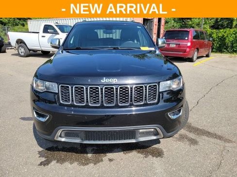Used 2019 Jeep Grand Cherokee Limited w/ Trailer Tow Group IV AWD/4WD image 8