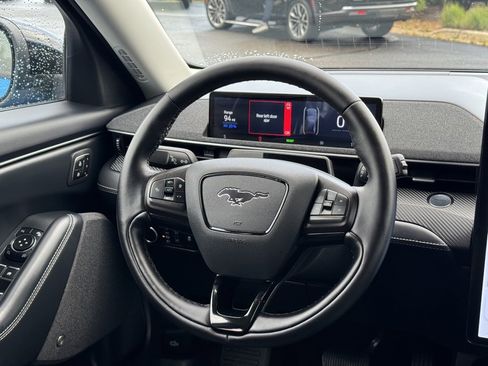 Used 2024 Ford Mustang Mach-E Premium image 21