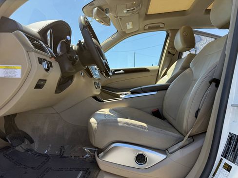 Used 2013 Mercedes-Benz GL 450 4MATIC image 9