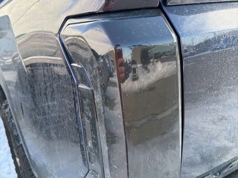 Used 2025 Toyota Tundra Limited image 18