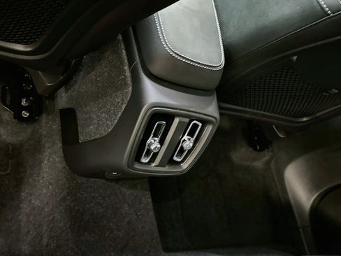 Used 2023 Volvo XC40 Recharge Ultimate AWD/4WD image 29