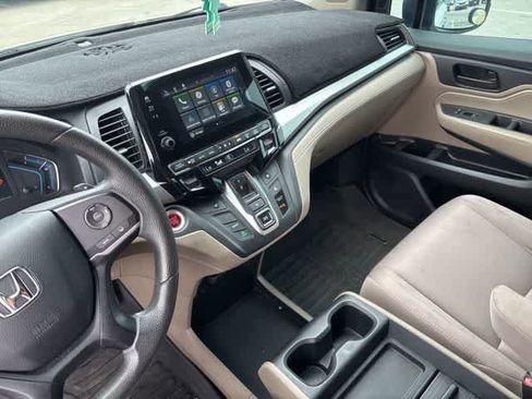 Used 2018 Honda Odyssey EX image 20
