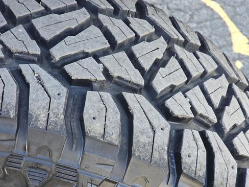 Used 2018 RAM 2500 Power Wagon w/ Luxury Group image 13