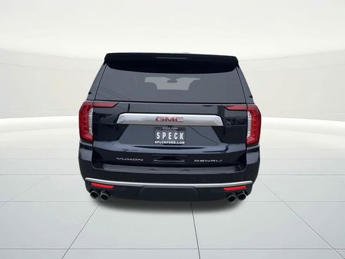 Used 2022 GMC Yukon XL Denali image 4