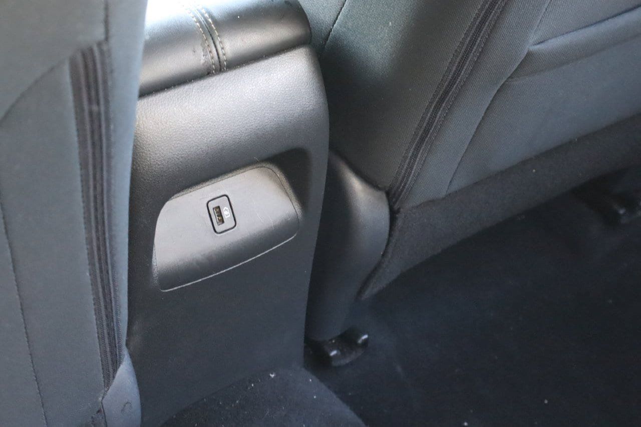 Used 2024 Nissan Sentra SV FWD image 18