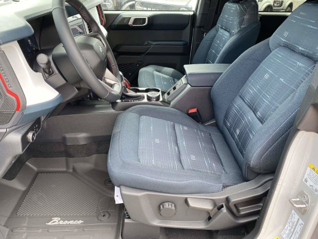 New 2026 Ford Bronco Heritage Edition AWD/4WD image 12