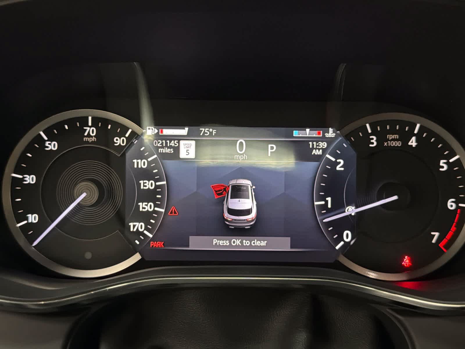 Used 2023 Jaguar F-PACE R-Dynamic S AWD/4WD image 30