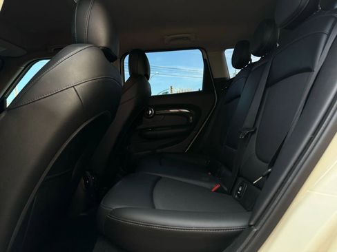 Used 2017 MINI Cooper Clubman S image 41