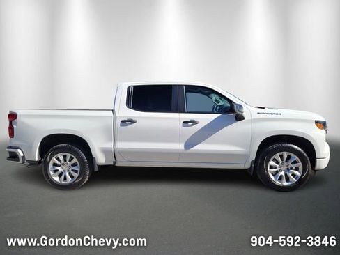 New 2025 Chevrolet Silverado 1500 Custom image 8