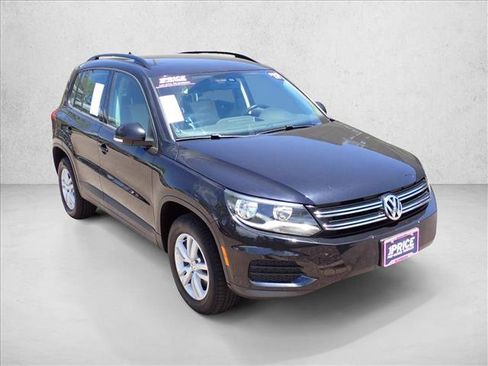 Used 2017 Volkswagen Tiguan S AWD/4WD image 6