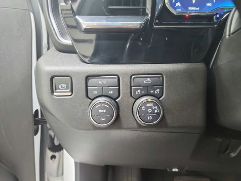 Used 2023 Chevrolet Silverado 1500 RST w/ Rally Edition AWD/4WD image 20