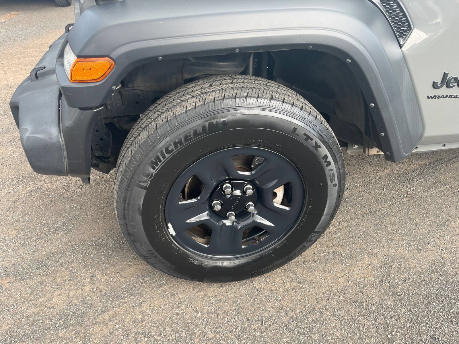 Used 2023 Jeep Wrangler Unlimited Sport AWD/4WD image 26