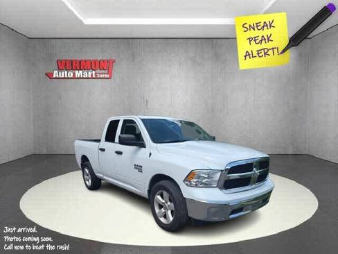 Used 2024 RAM 1500 Classic SLT AWD/4WD image 1