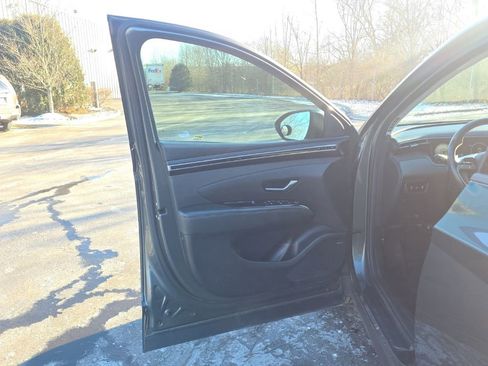 Used 2022 Hyundai Tucson Limited image 14