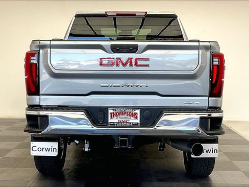 New 2026 GMC Sierra 3500 SLT image 3