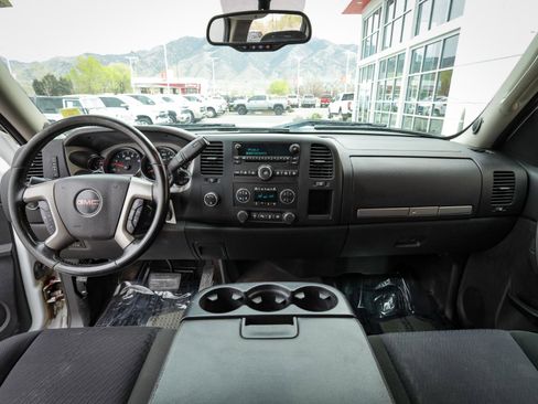 Used 2013 GMC Sierra 2500 SLE w/ SLE Preferred Package image 17